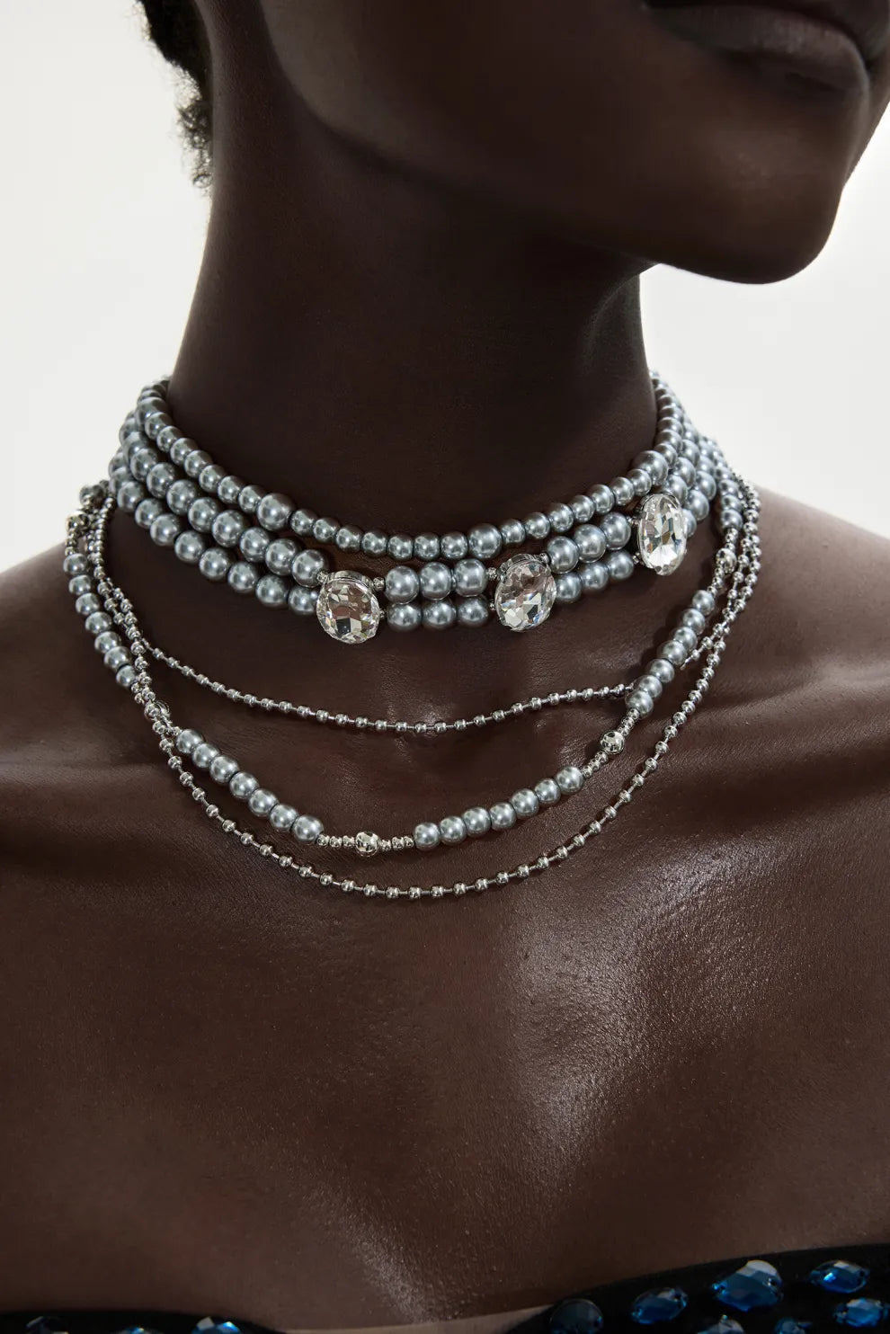 STELLARIA Çok Sıralı Gri İnci ve Kristal Taşlı Kolye