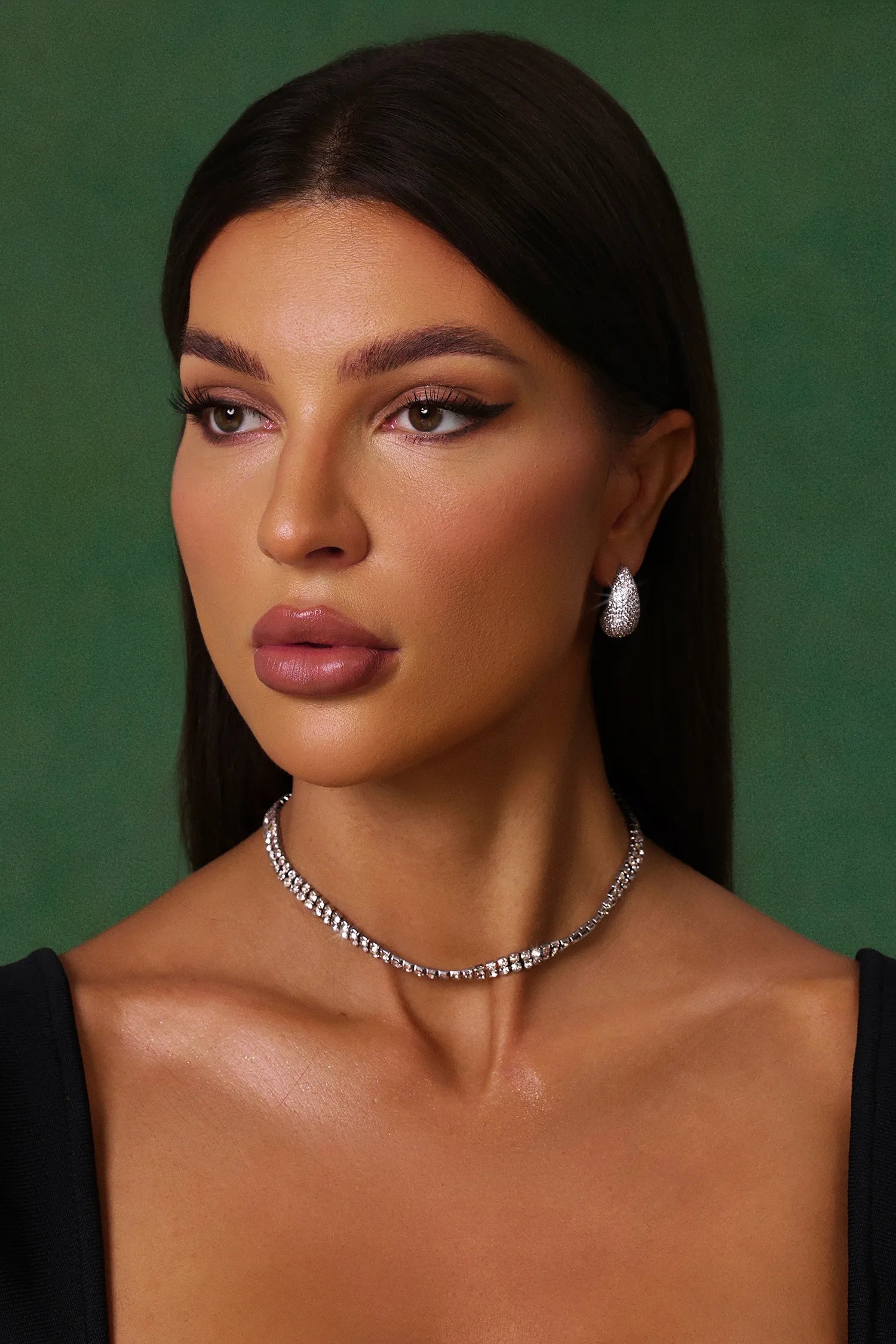 VERA Hacimli ve Kristal Kaplı Gümüş Küpe