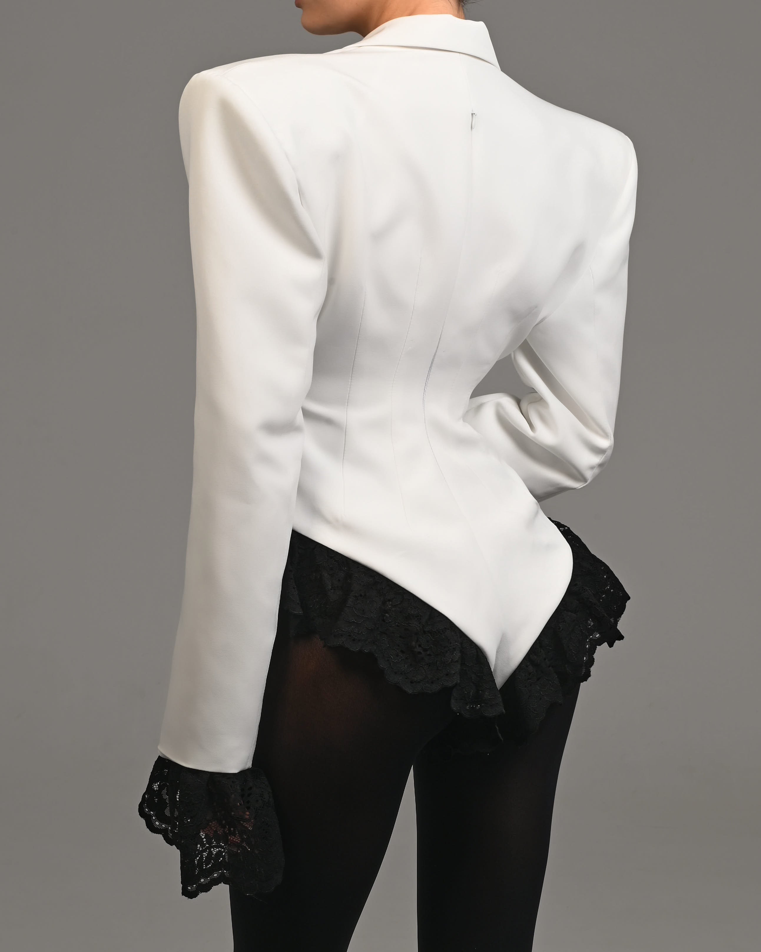 MAJESTE Dantel Detaylı Blazer