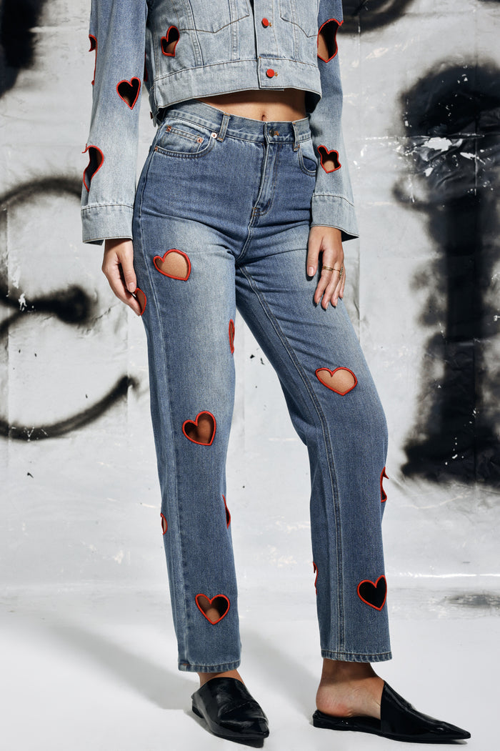 HEARTBEAT Kalp Detaylı Düz Paça Jean Pantolon