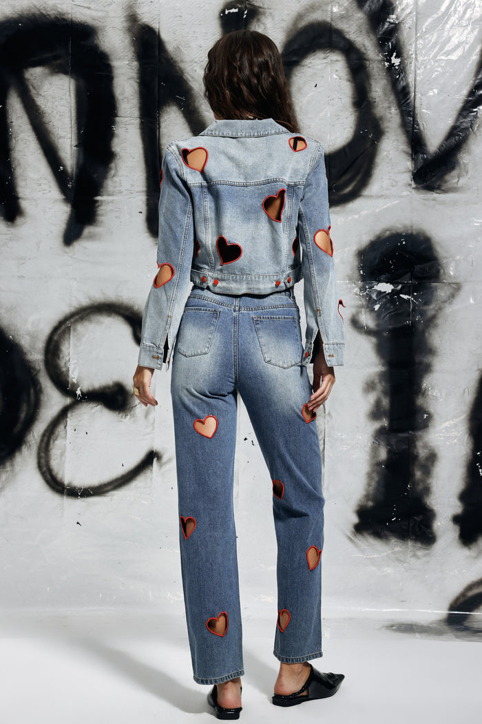 HEARTBEAT Kalp Detaylı Düz Paça Jean Pantolon